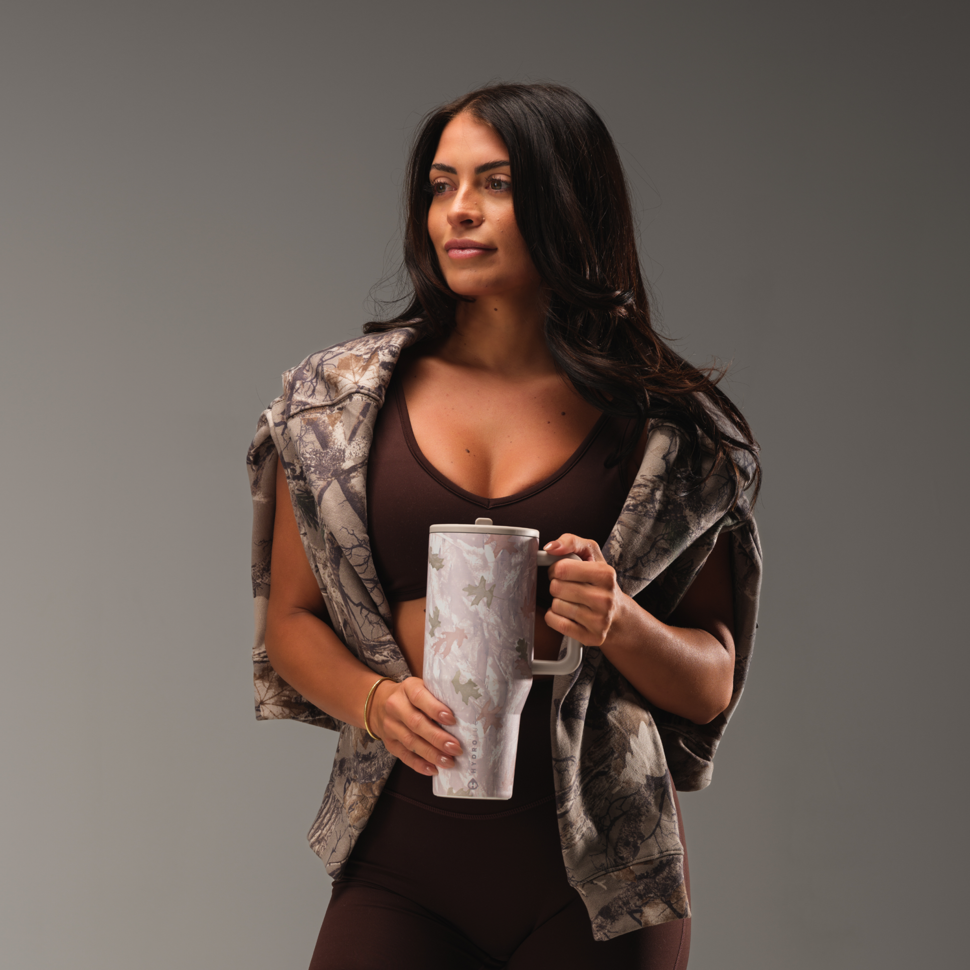 camo-32oz-946ml-f1 TRVL32-Camo-5-WPI.png